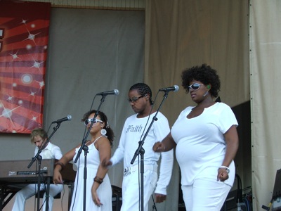 Joss Stone backup singers